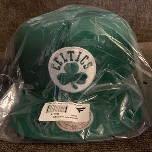 Mitchell & Ness Boston Celtics Flat Bill Snap Back